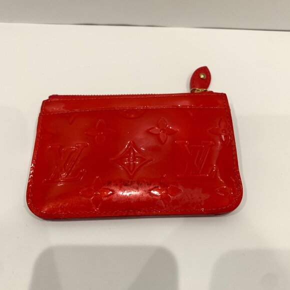 Louis Vuitton Red Vernis Key Cles Sku#84558 - Picture 2 of 12